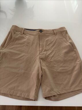 Puma 32 Men's Khaki Casual Shorts